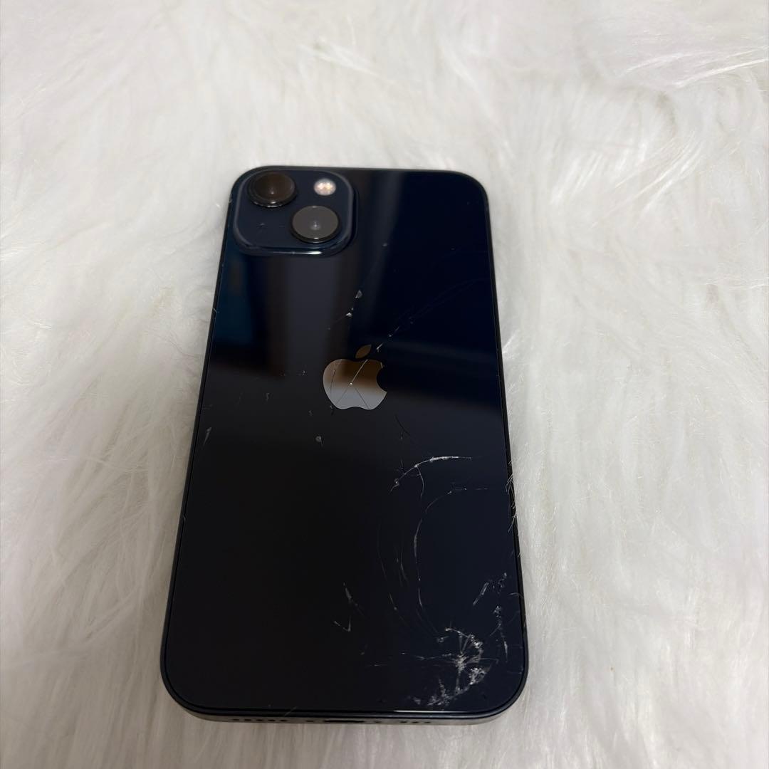 Apple iPhone 13 ブラック 本体