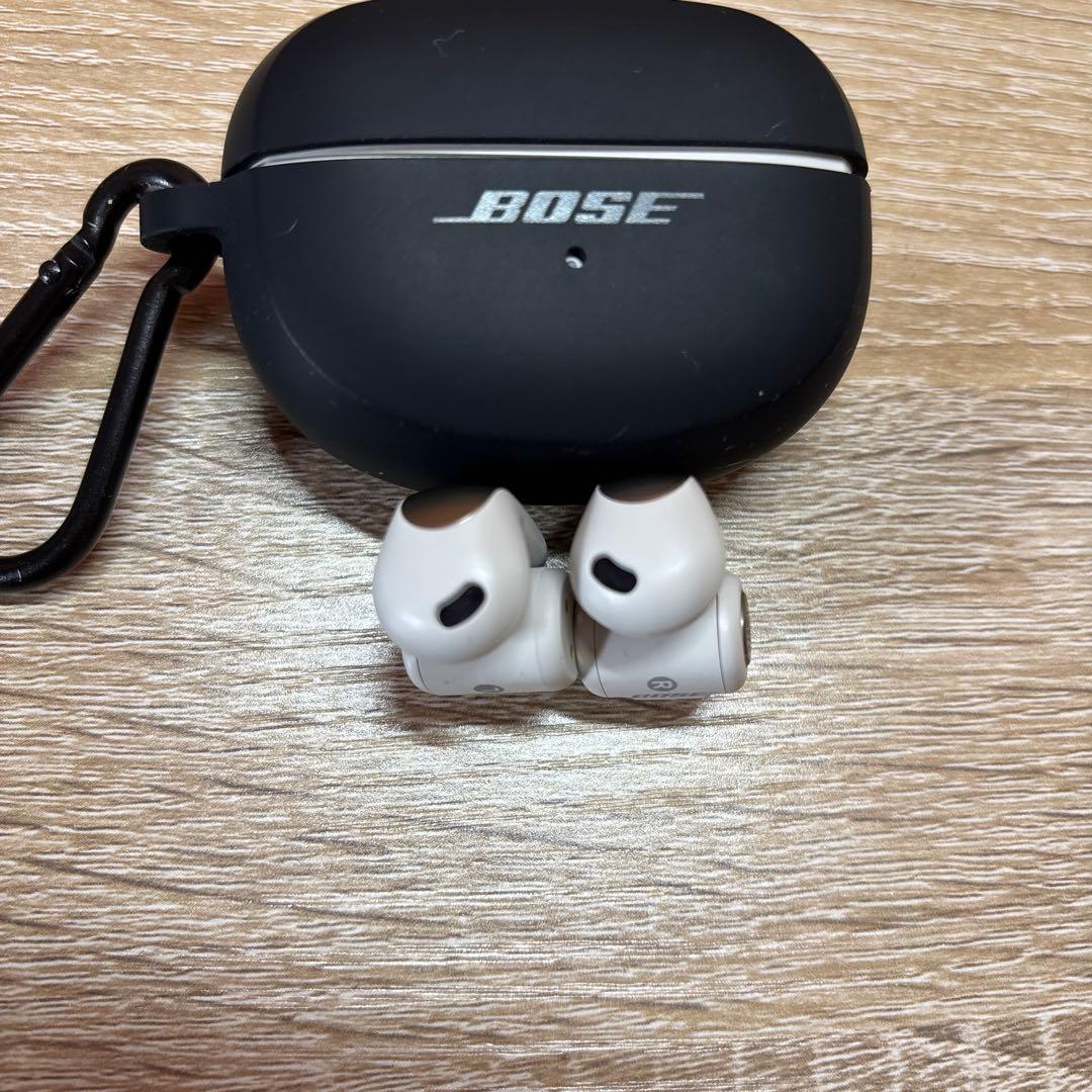 BOSE ULTRA OPEN EARBUDS WHITE &シリコンケース