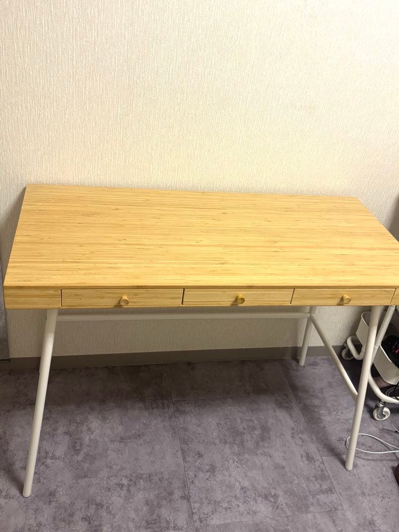 IKEA リルオーセン　デスク　木製