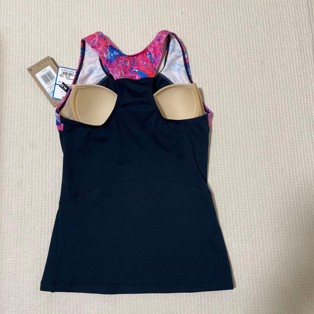 NIKEのフィットネス水着　M スナップボタン付き
