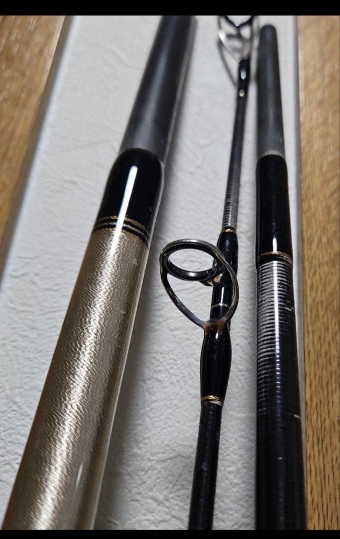 MCワークス RAGING BULL 100XS-TRIDENT