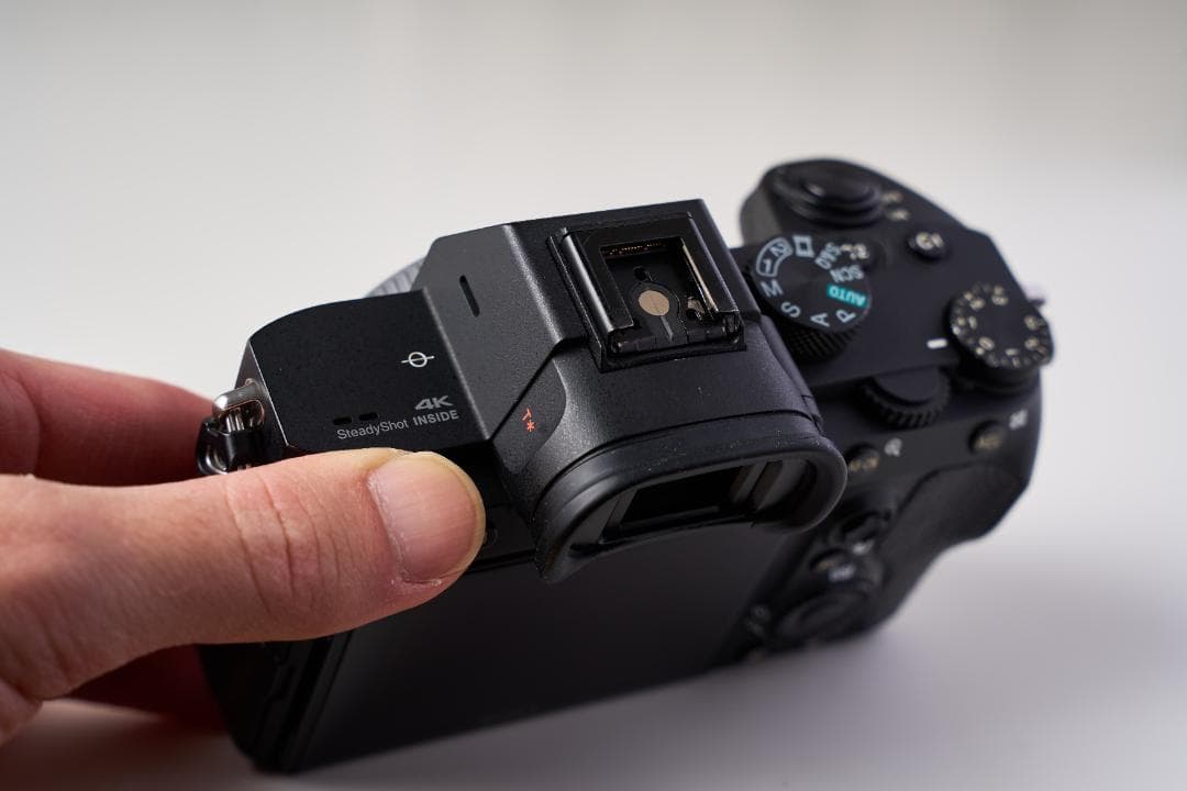 α7III ボディ ILCE-7M3 箱属品 【シャッター回数46,566】