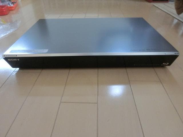 ソニーブルーレイレコーダー　BDZ-ET1000（1TB ３番組同時録画）完動品