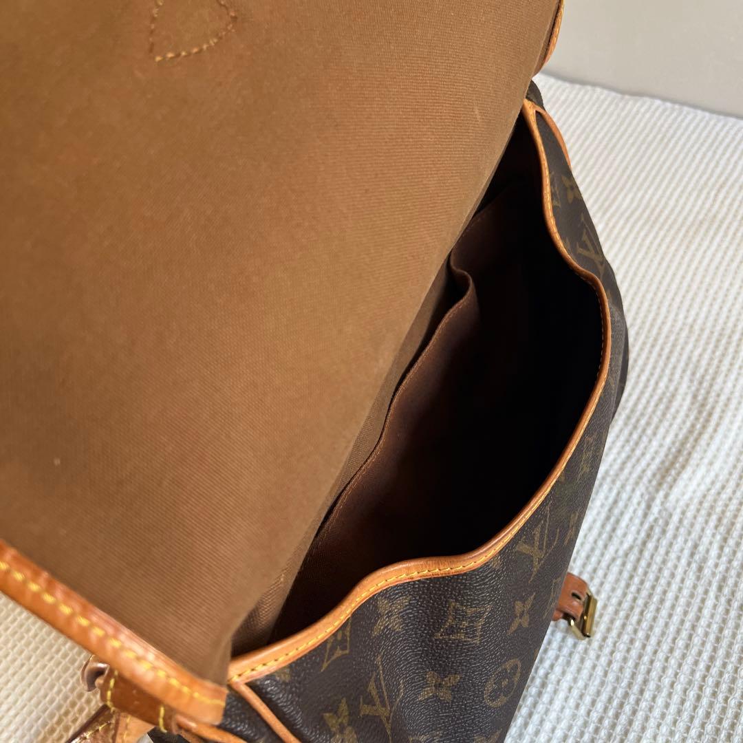 Louis Vuitton モノグラム ソミュール30 訳あり