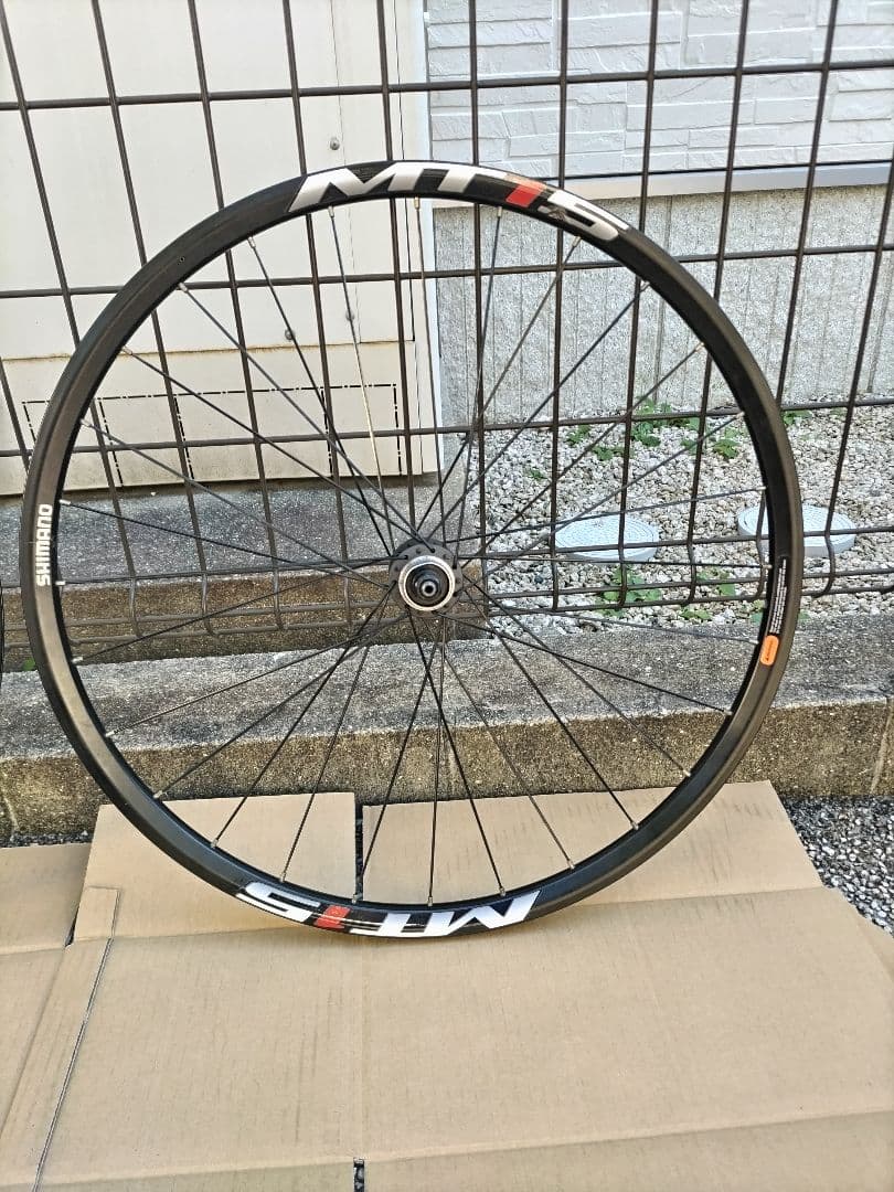 シマノ　 WH-MT15　 26インチ　ホイール
