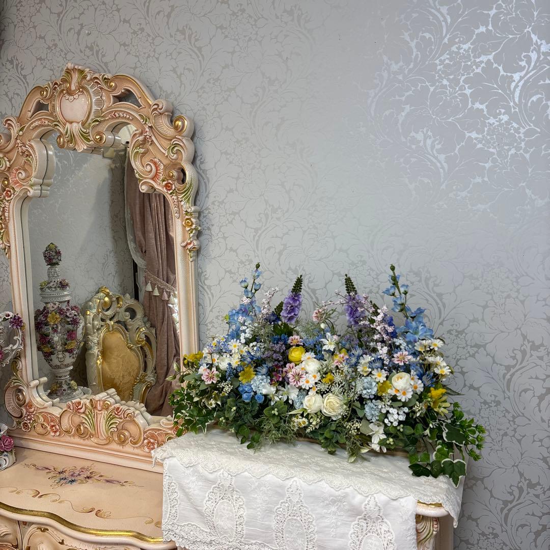 特大サイズ・横広・フラワーアレンジメント・サンタアコーディオンオルゴール合計2点