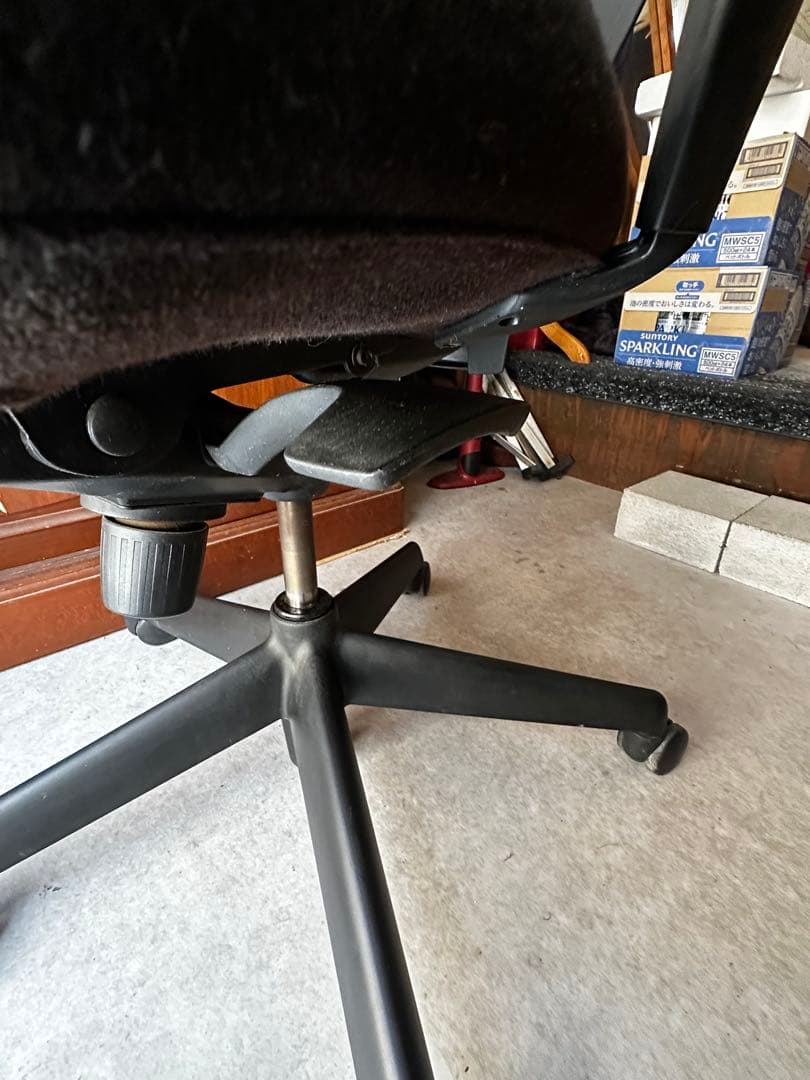 キールハワー チェアジュニア USED