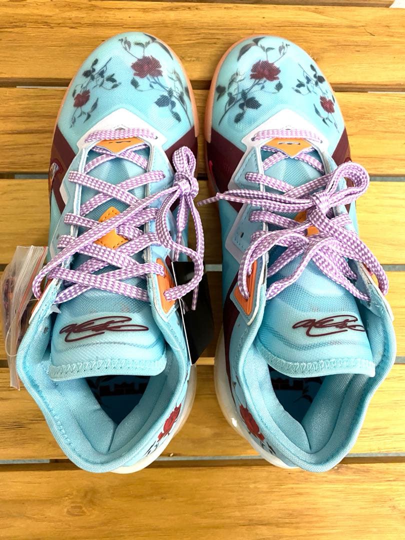 シューズ(男性用) NIKE LEBRON XVIII LOW \"FLORAL\" 28cm