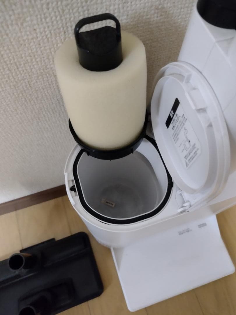 シャーク★コードレスクリーナー★LC501JGY★バッテリー新品と同等★