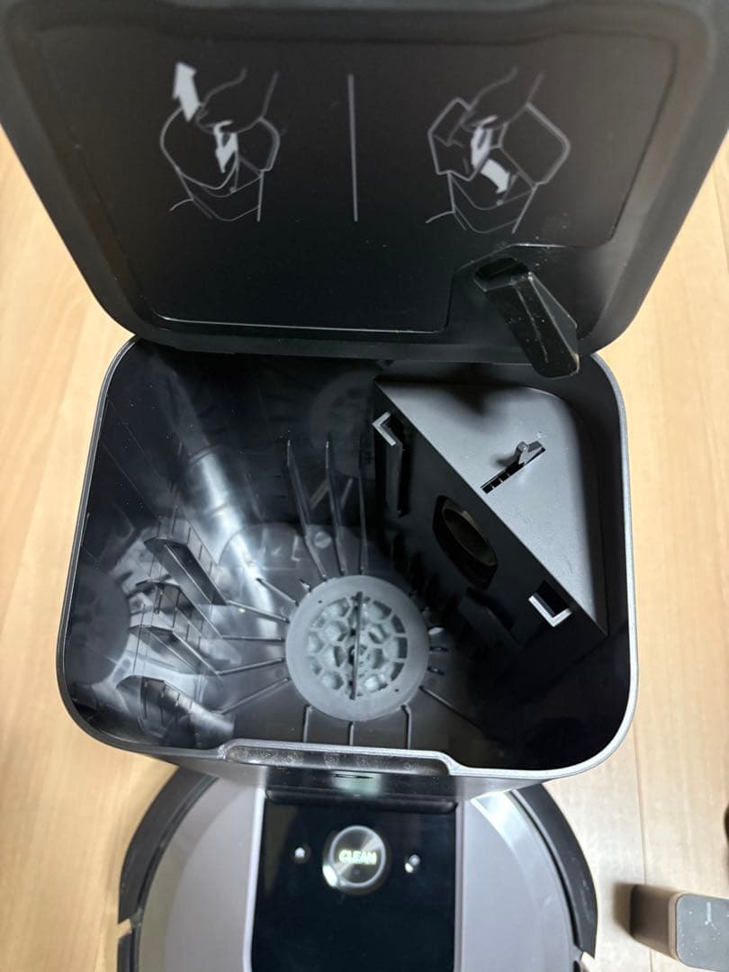 iRobot Roomba i7+ ロボット掃除機本体 充電器・フィルター付き