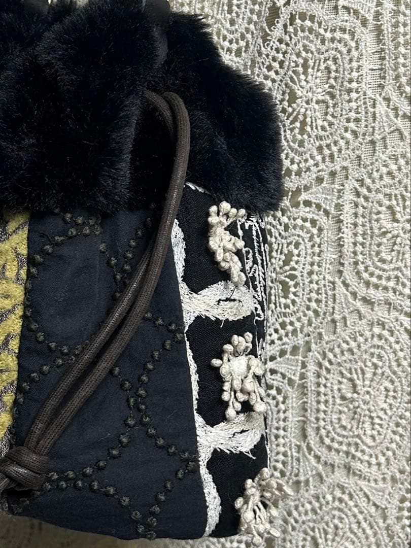 51124Aミナペルホネンハンドメイド ファーバッグ