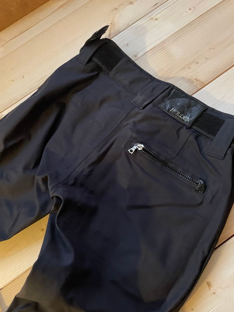 Burtonトップス＆HOLDENボトムス【S】美品上下セット＋ビーニー付き