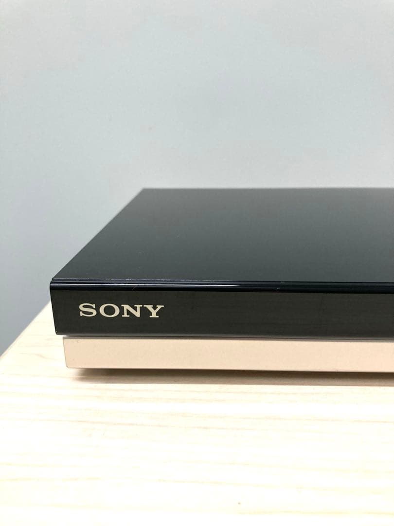 かなり綺麗　1TB リモコン新品SONY ブルーレイ BDZ-ZW1500