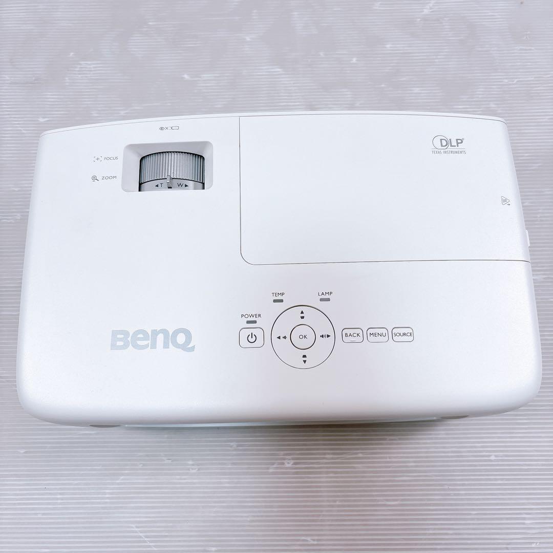 【極美品】BenQ ベンキュー HT1070 プロジェクター ホームシアター