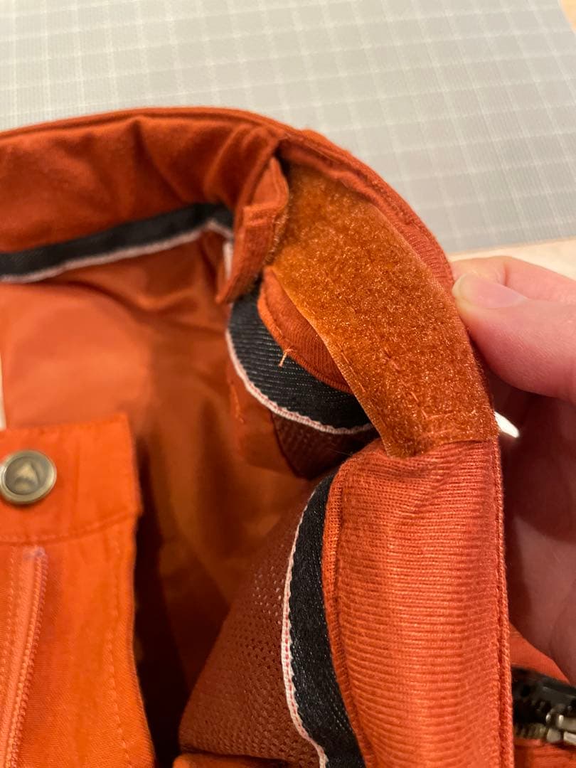 美品　BURTON スノーボードパンツ　レディース　サイズS