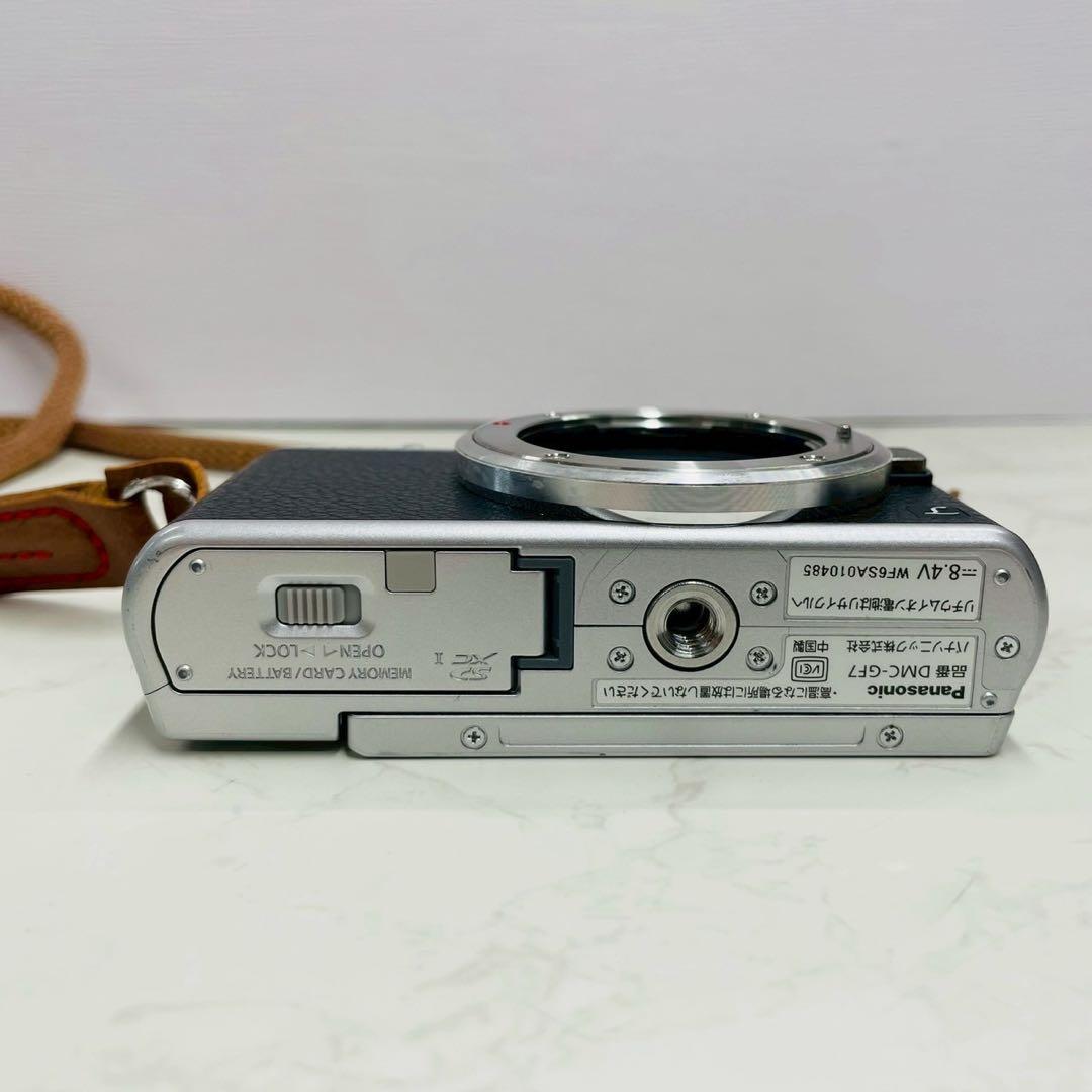 LUMIX DMC-GF7W ダブルズームレンズキット WW4220