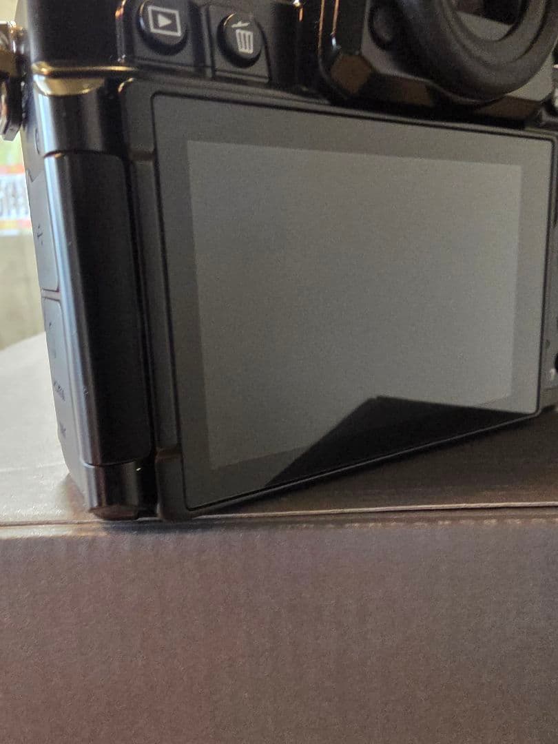 Nikon Zf ＋ NIKKOR Z 40mm f/2 SE レンズキット