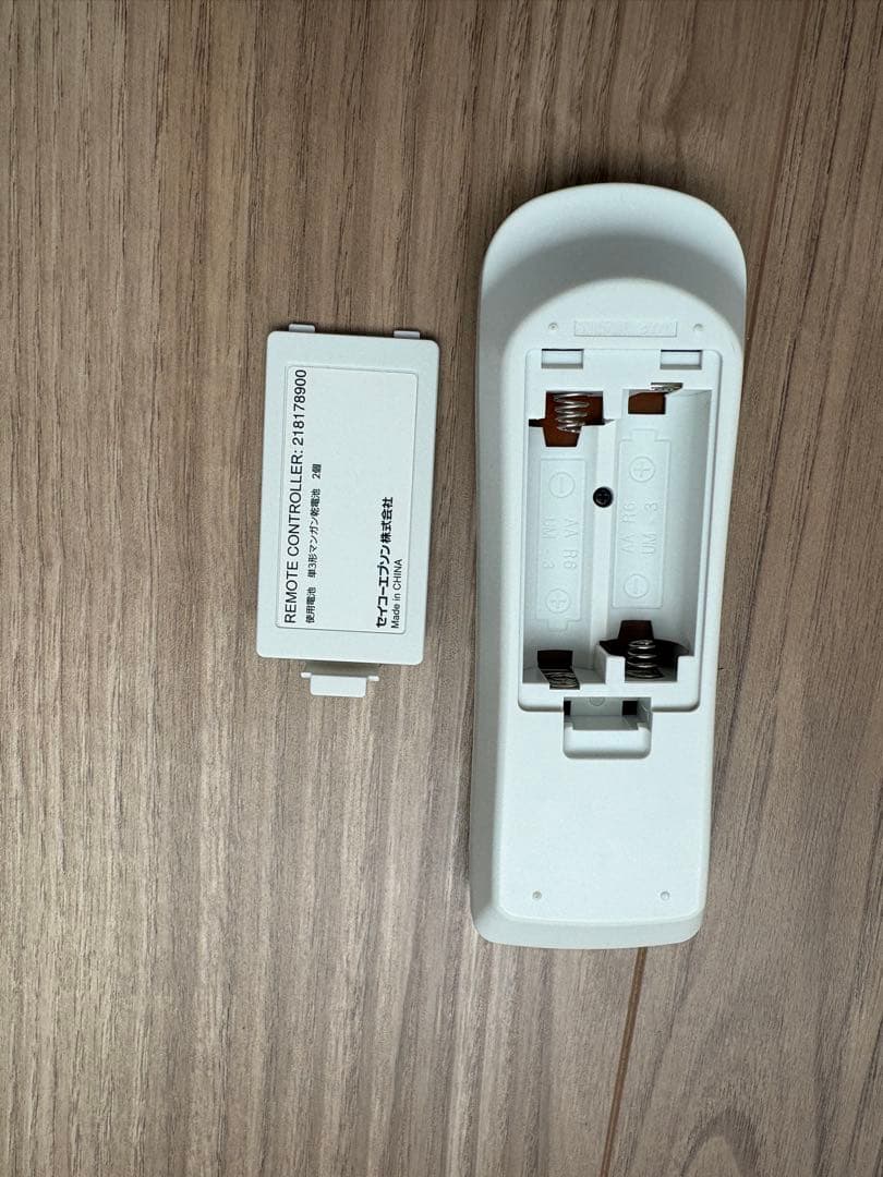 EPSONエプソン プロジェクター/液晶/WXGA/EB-W05