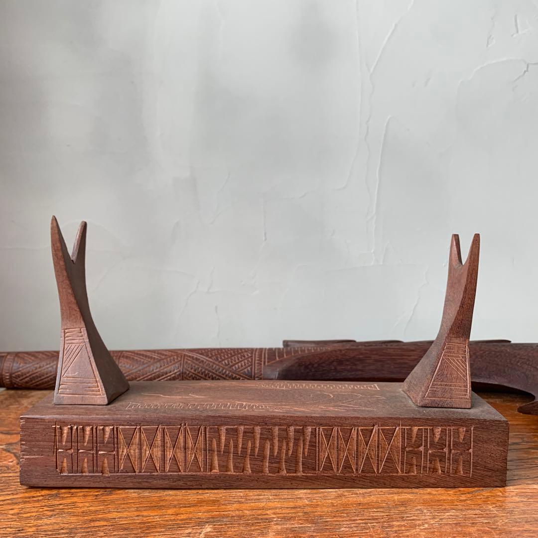 木製　木彫り　棍棒　サモア　刀掛け　土台つき　ニフォ・オティ　武器　コスプレ