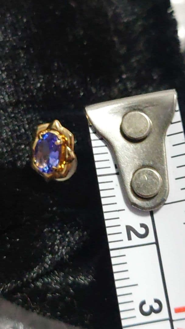 k18 タンザナイト　ピアス　0.6ct　天然石　片耳用