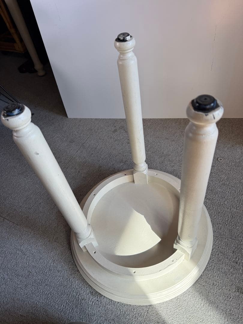 白塗装 木製 ラウンドサイドテーブル 3本脚 クラシック 花台 高さ調整可