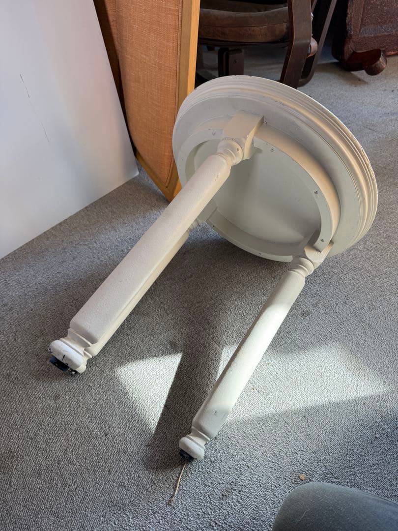 白塗装 木製 ラウンドサイドテーブル 3本脚 クラシック 花台 高さ調整可