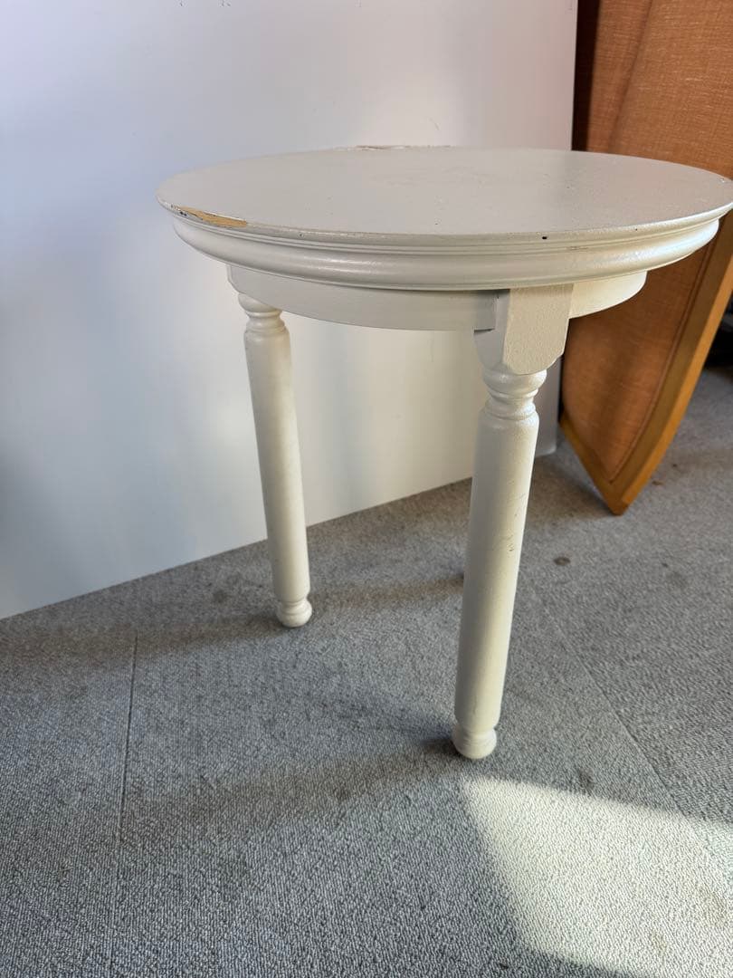 白塗装 木製 ラウンドサイドテーブル 3本脚 クラシック 花台 高さ調整可