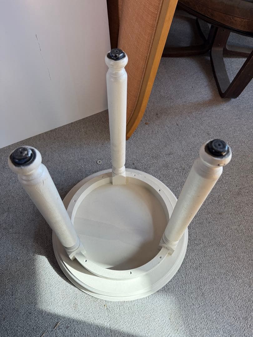 白塗装 木製 ラウンドサイドテーブル 3本脚 クラシック 花台 高さ調整可