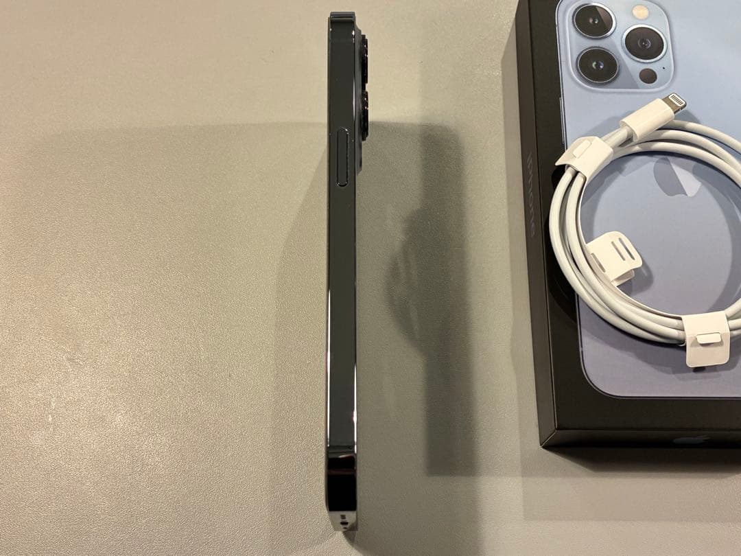 y*a様 Apple iPhone 13 Pro 256GB SIMフリー シエ