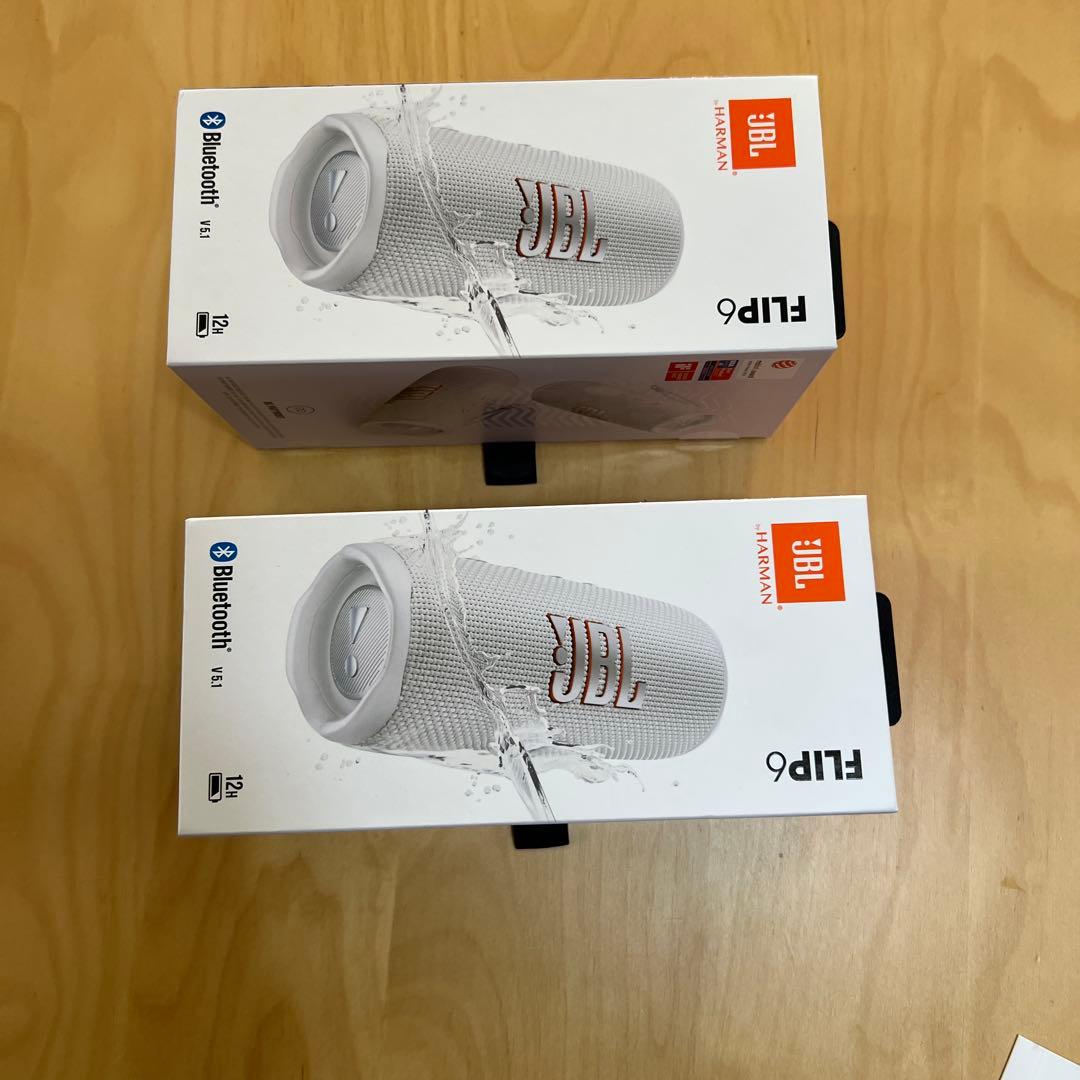 JBL FLIP6スピーカー 2個セットホワイト保証4年5ヶ月付き美品送料込み！