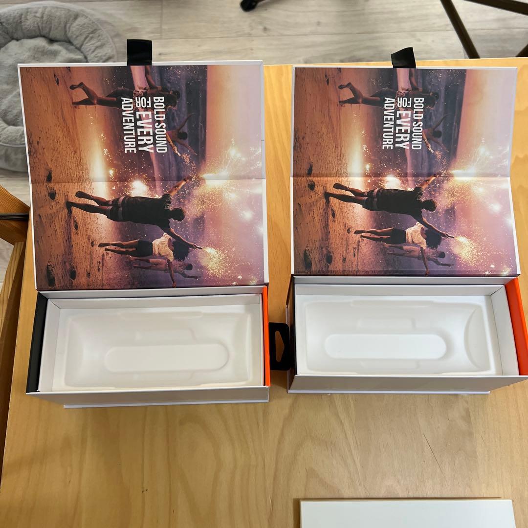 JBL FLIP6スピーカー 2個セットホワイト保証4年5ヶ月付き美品送料込み！