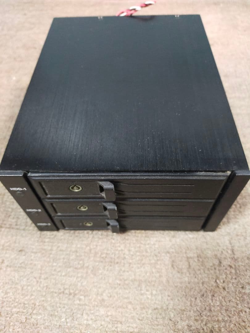 ENERMAX EMK5301 ホットスワップ 5インチベイ