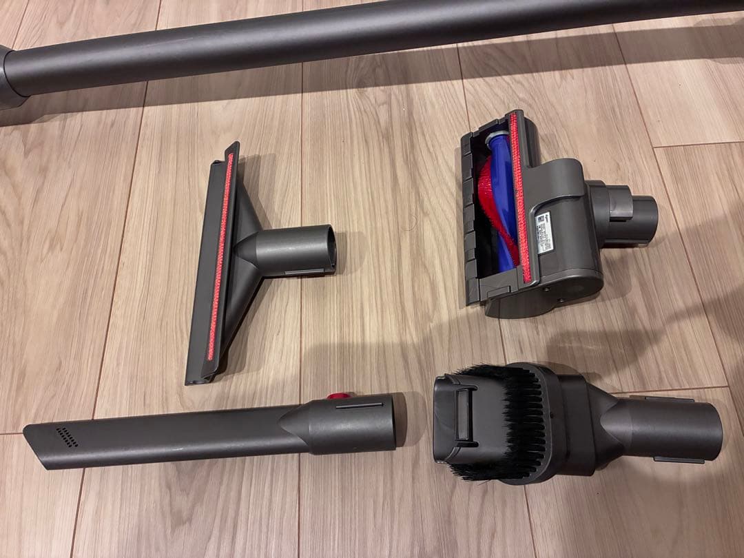 Dyson V8 コードレス掃除機