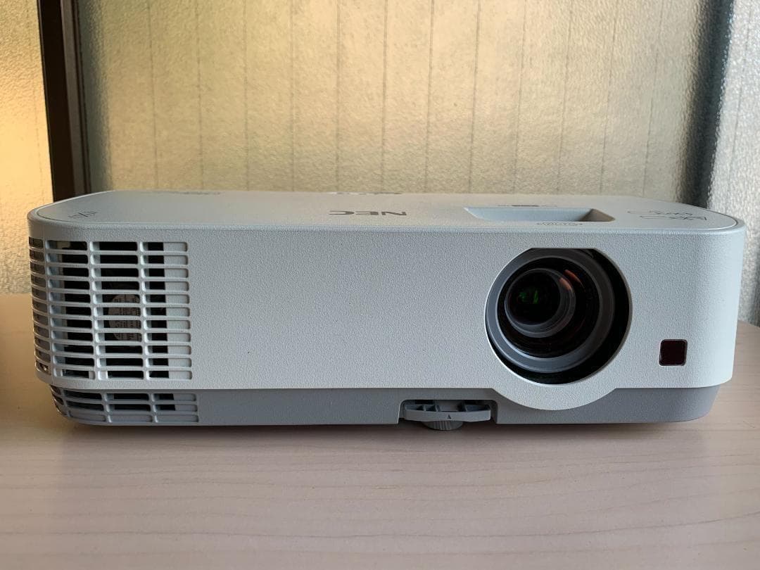 NEC NP-ME401WJL プロジェクター 4000lm 低使用