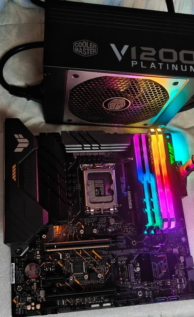 コンピューターセット + TUF GAMING Z690-PLUS マザーボード