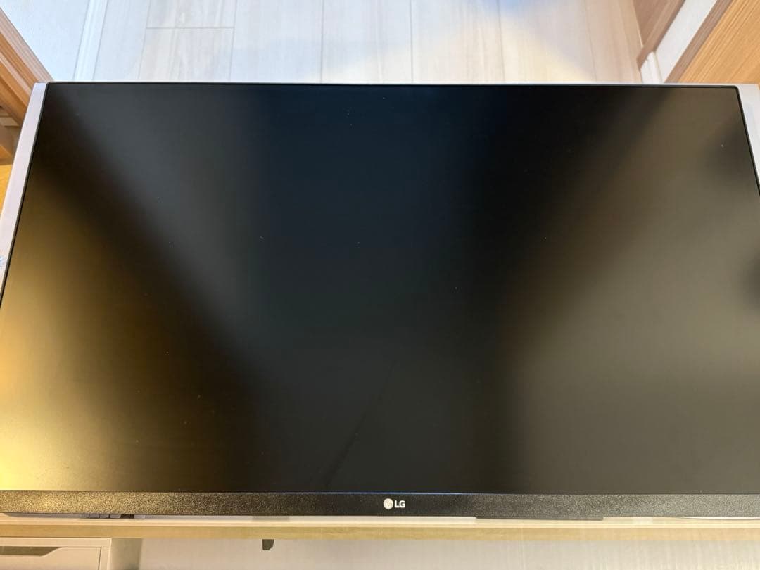 LG UltraFine 32UN880 31.5インチ 4K モニター