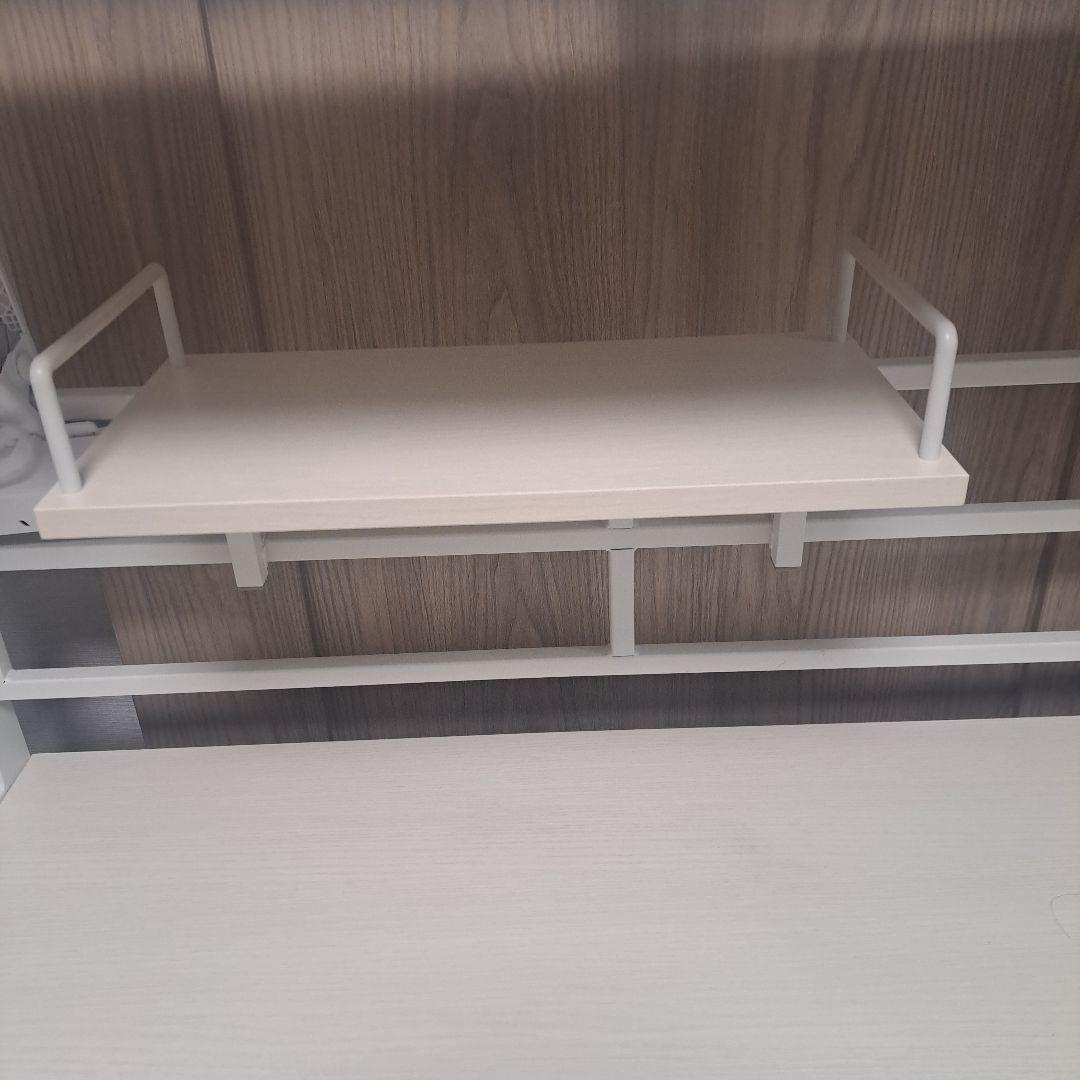 ニトリ　省スペースデスク ホワイト