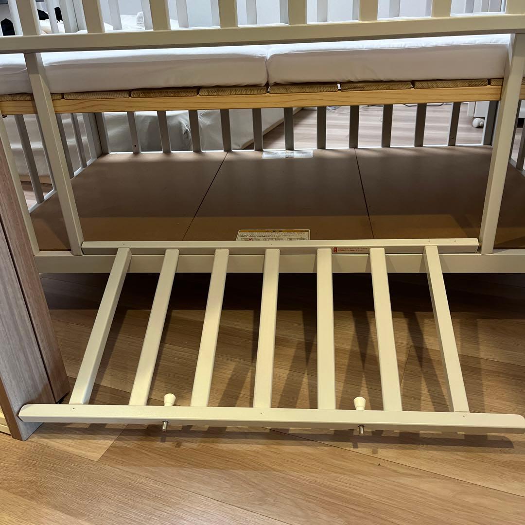 【美品マットレス&シーツ付】カトージ KATOJI ベビーベッド ハイポジション