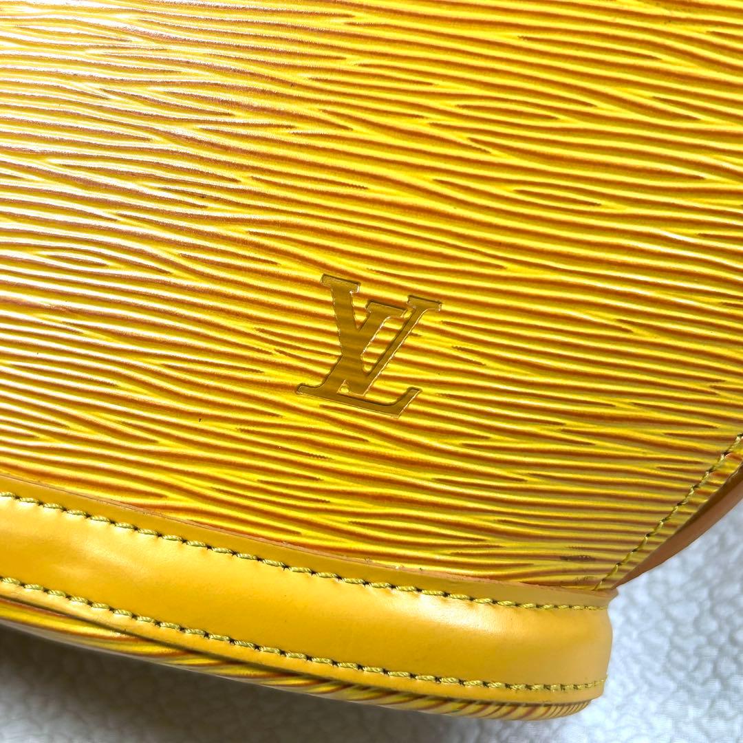 ルイヴィトン ハンドバッグ エピ サンジャック M52279 廃盤品