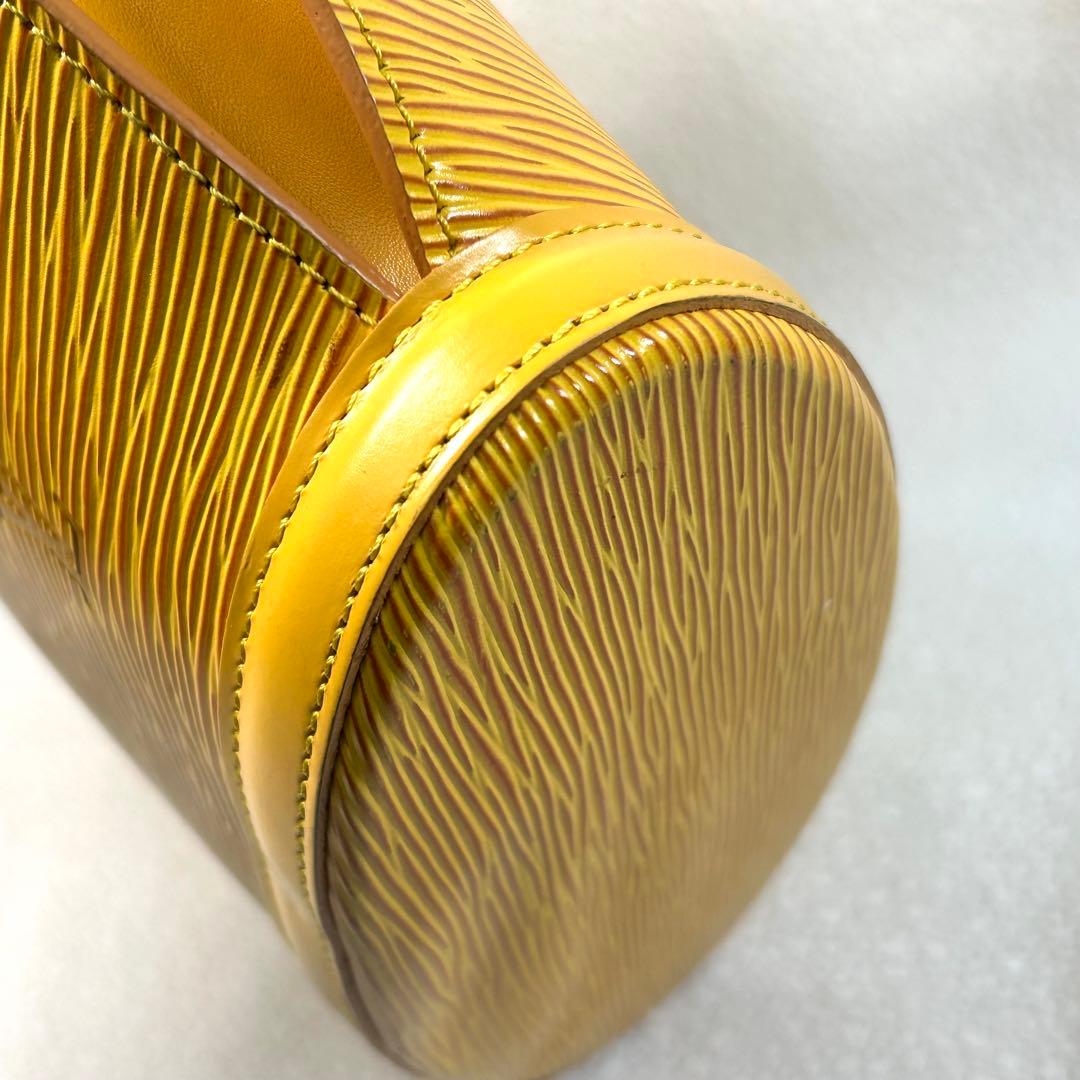 ルイヴィトン ハンドバッグ エピ サンジャック M52279 廃盤品