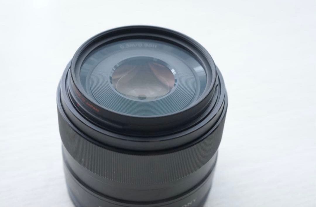 Sony E35mmF1.8、レンズフィルター付き