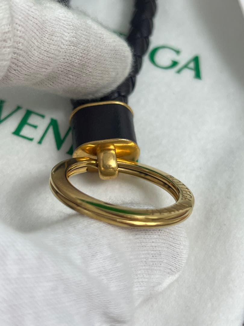 ⚪︎ ✨極美品✨ボッテガ・ヴェネタ　レザーキーリング　イントレチャート