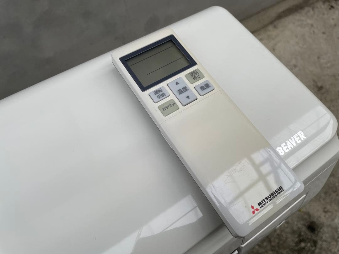 美品　ミツビシ お掃除機能付　6畳用エアコン　SRK22RY