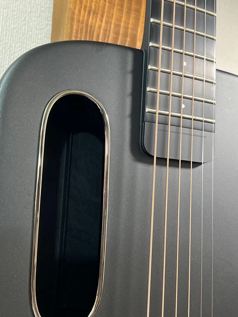 lava me air ブラック【美品】