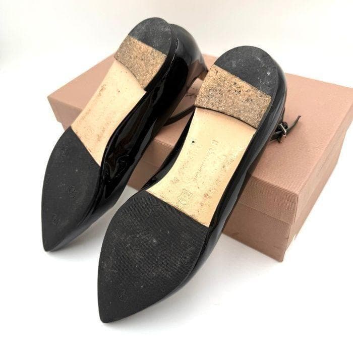 ジャンヴィトロッシ Gianvito Rossi フラットパンプス エナメル 黒