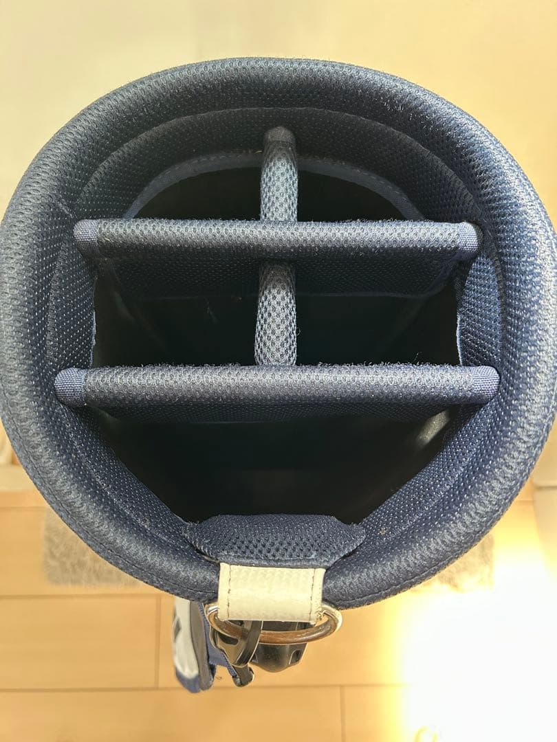 adidas キャディバッグ ホワイト/ネイビー　9.0型