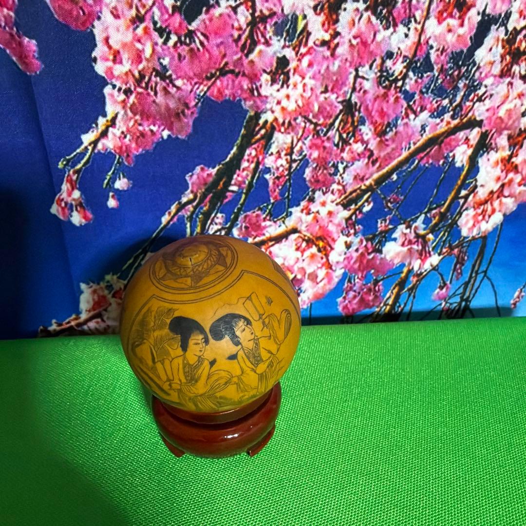 ひょうたん手彫り 仕女図 古美術 工芸品 飾り