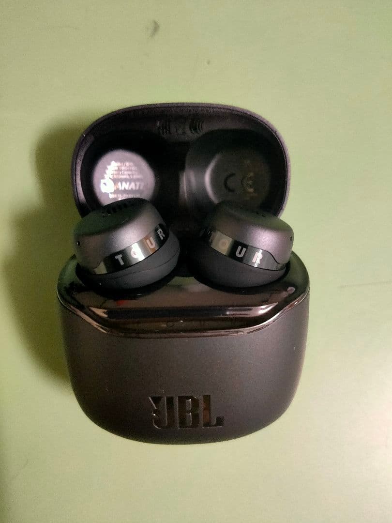 【5年保証付き】JBL TOUR PRO+ TWS　新品同様