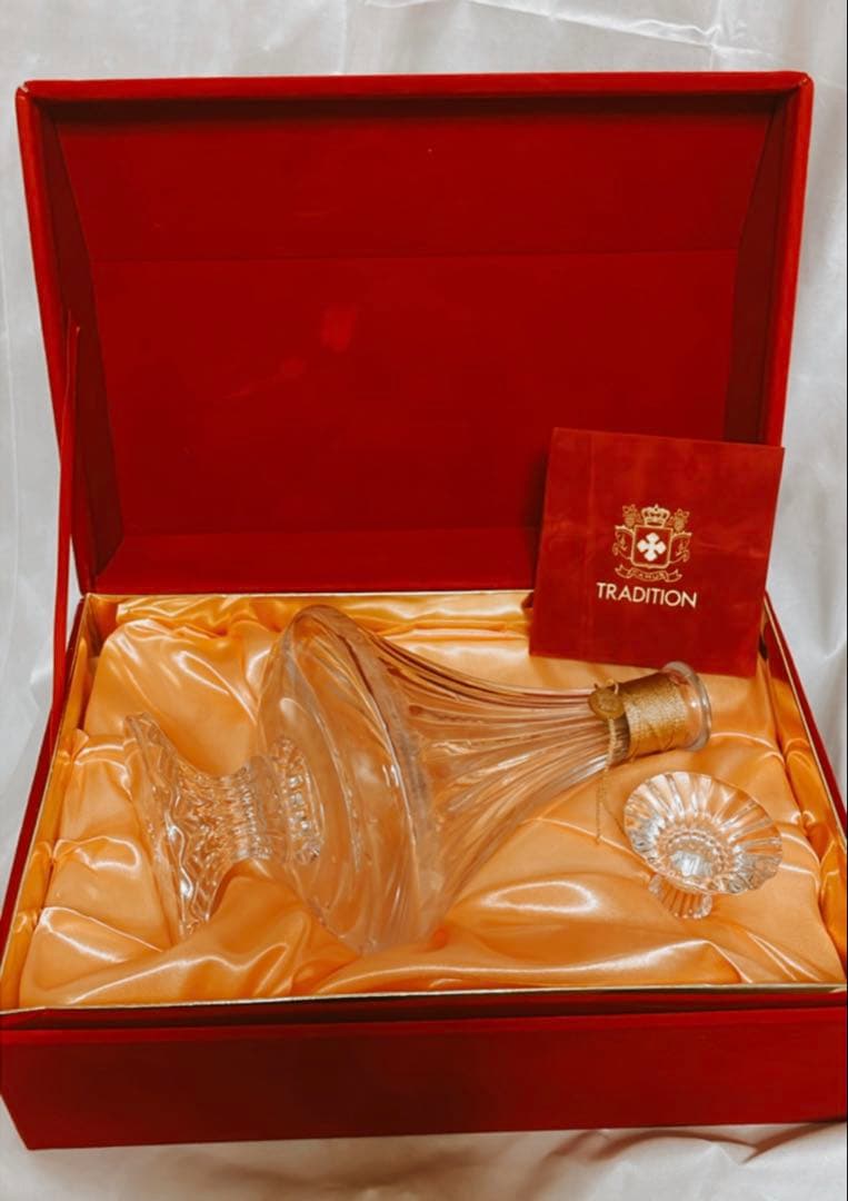 【値下げ お買い得】カミュ トラディション バカラ 空瓶・箱付