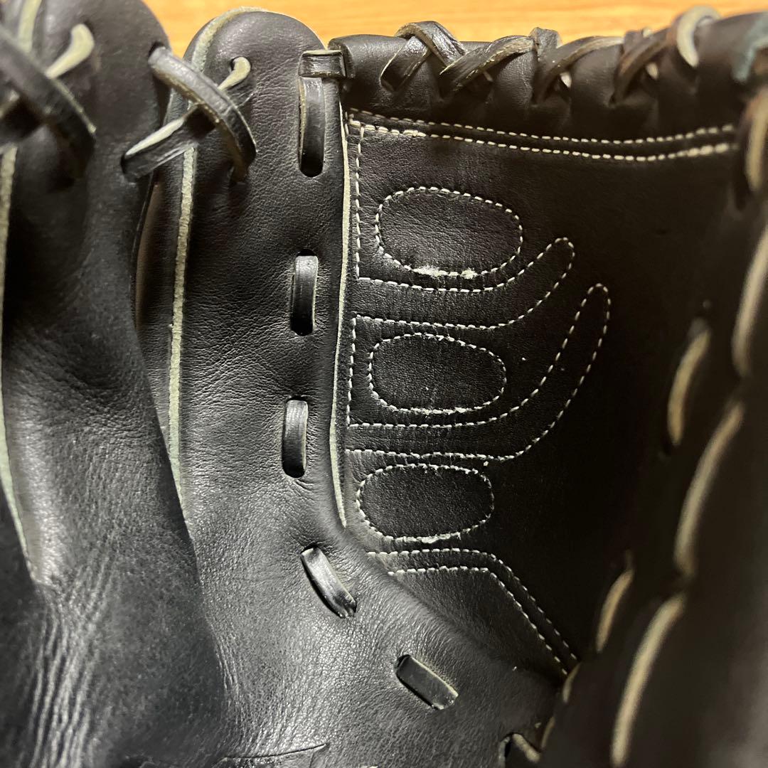 黒 軟式用グローブ 左投げ少年用　　　　田中将大モデル